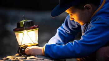 kid using Goal Zero Lighthouse 600